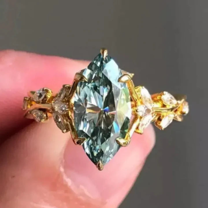Green Oval Zirconia Golden Ring